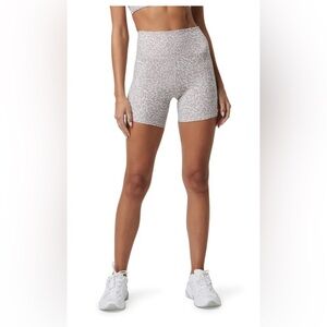 Vuori High-Rise Bike Short Activewear SECURE Fit Athletic Lounge Core